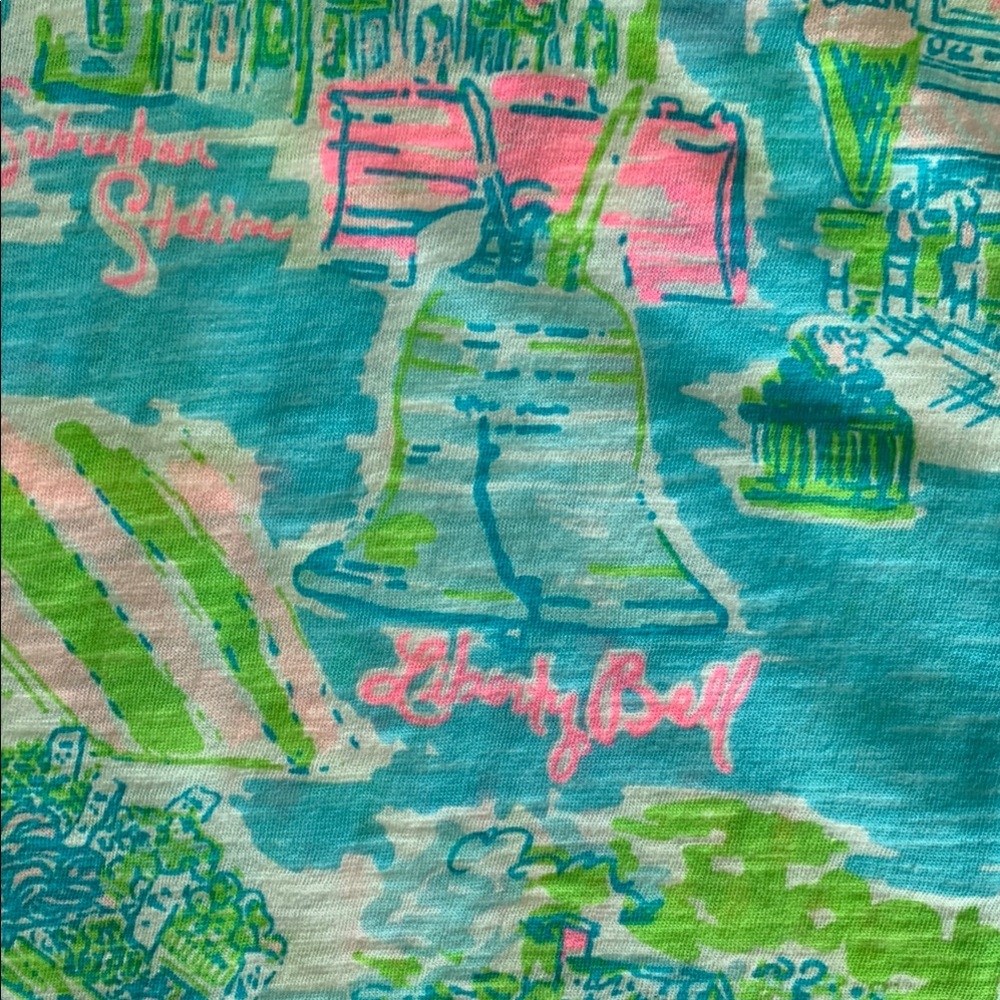 Lilly Pulitzer Lilly Loves Philly Etta V-Neck Top - Picture 3 of 3